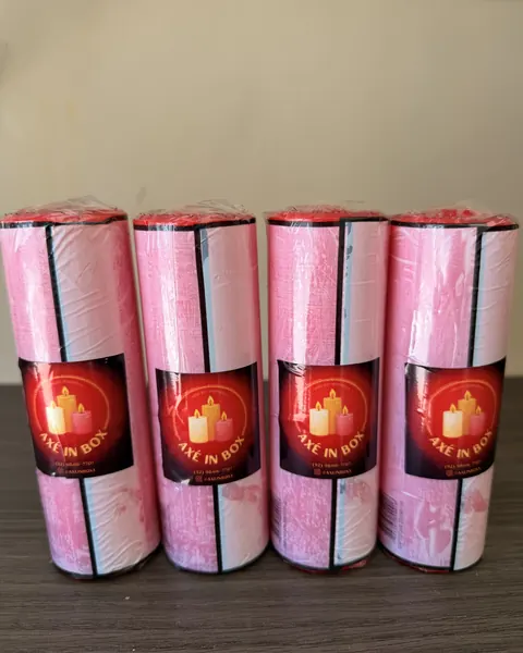 Vela de 7 dias na cor vermelha